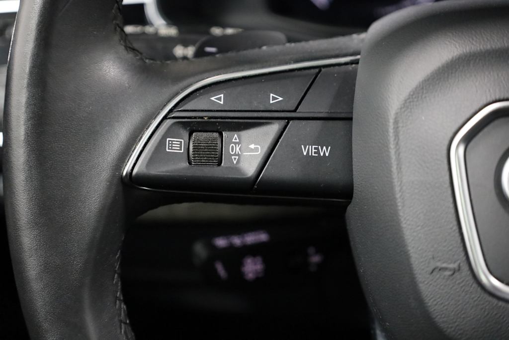 Thumbnail: 2022 Audi Q7 - 31