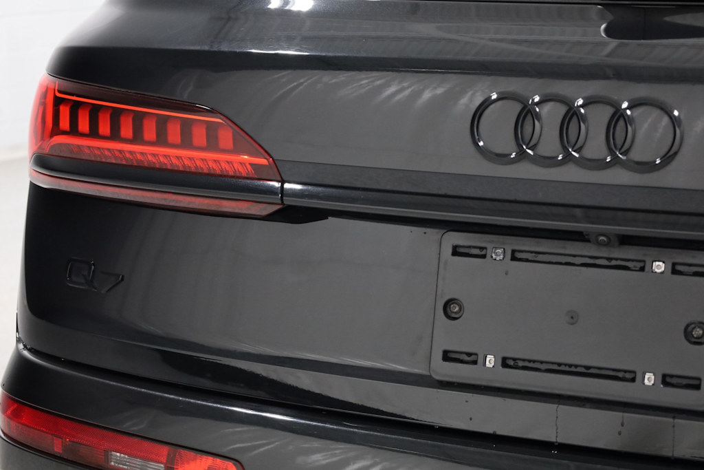 Thumbnail: 2022 Audi Q7 - 21