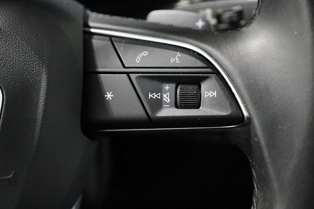 Thumbnail: 2022 Audi Q7 - 32