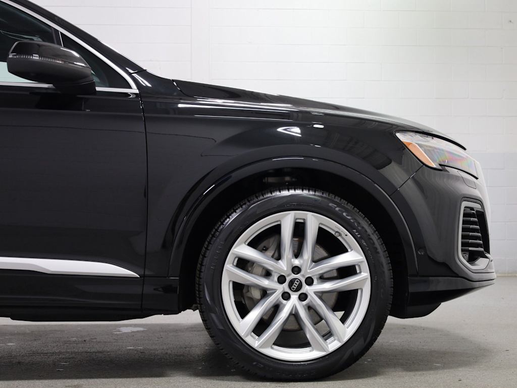 Thumbnail: 2025 Audi Q7 - 8