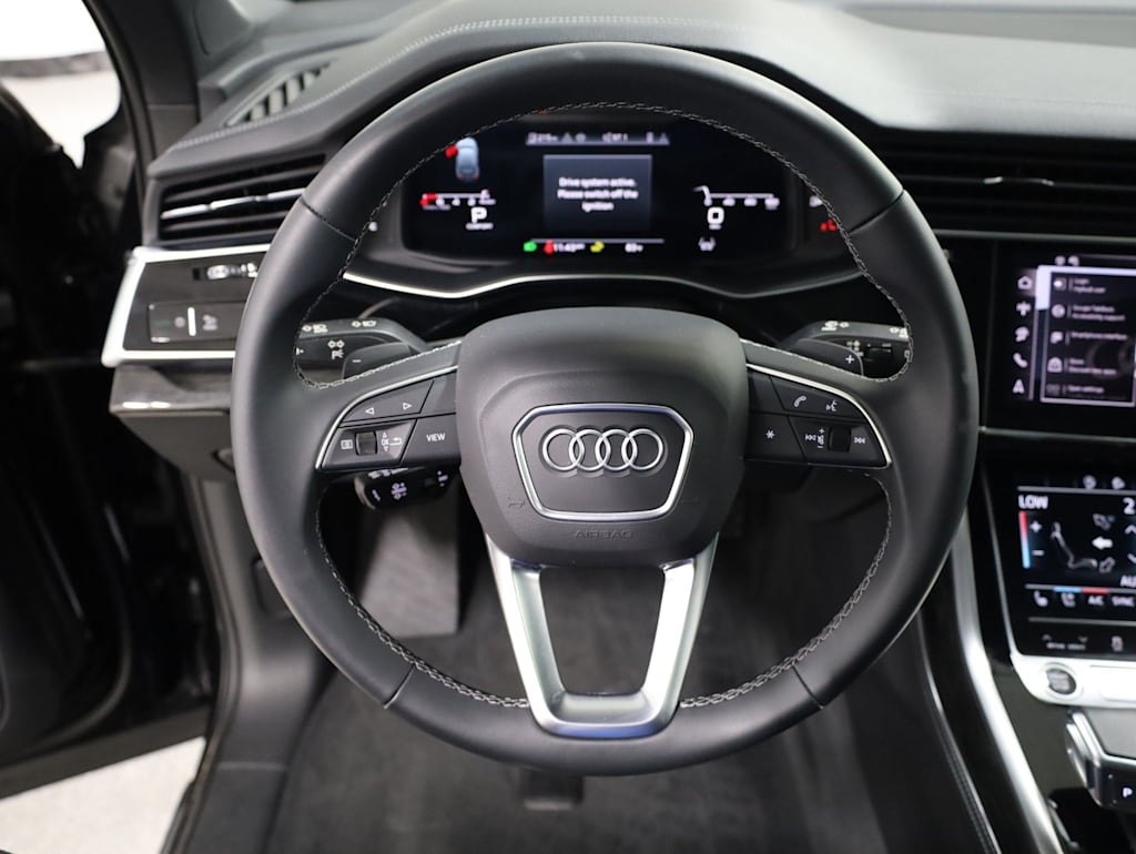 Thumbnail: 2025 Audi Q7 - 14