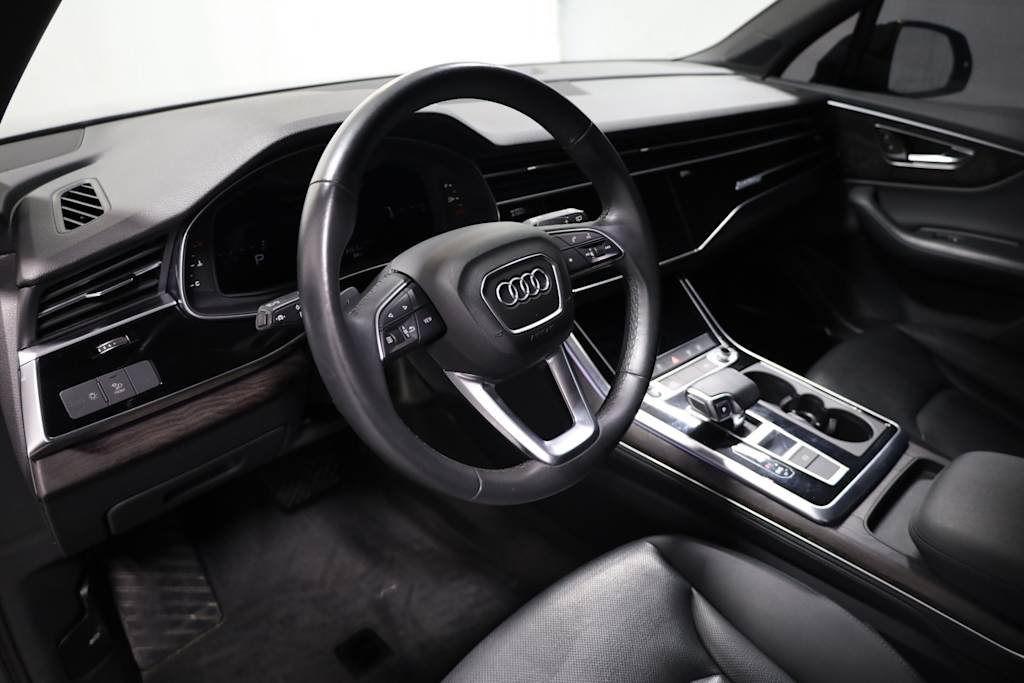 Thumbnail: 2021 Audi Q7 - 2