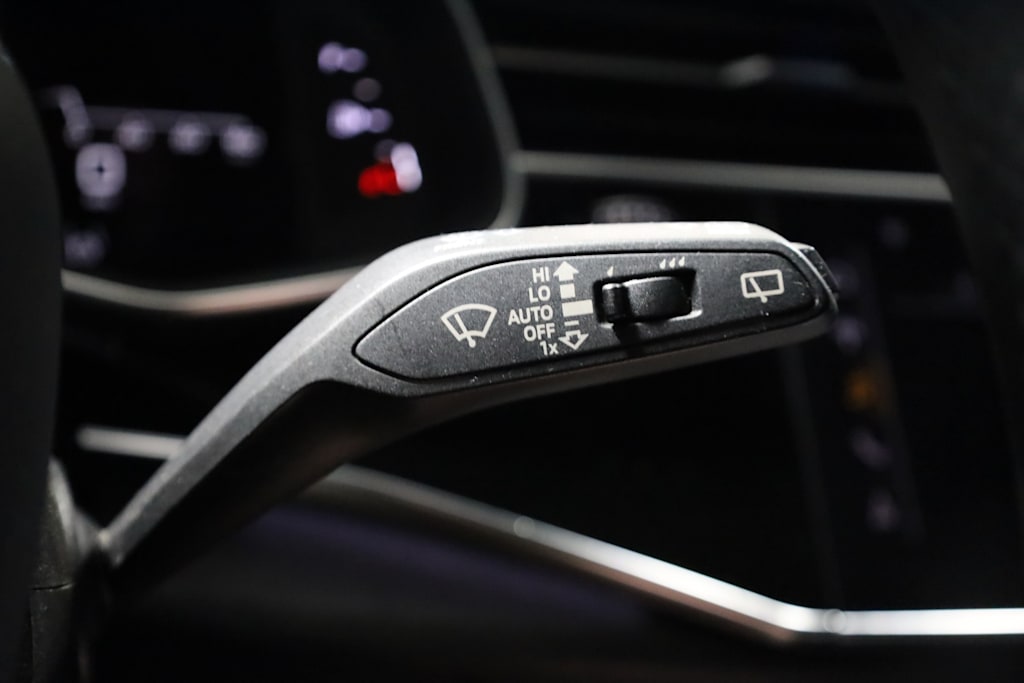 Thumbnail: 2021 Audi Q7 - 33