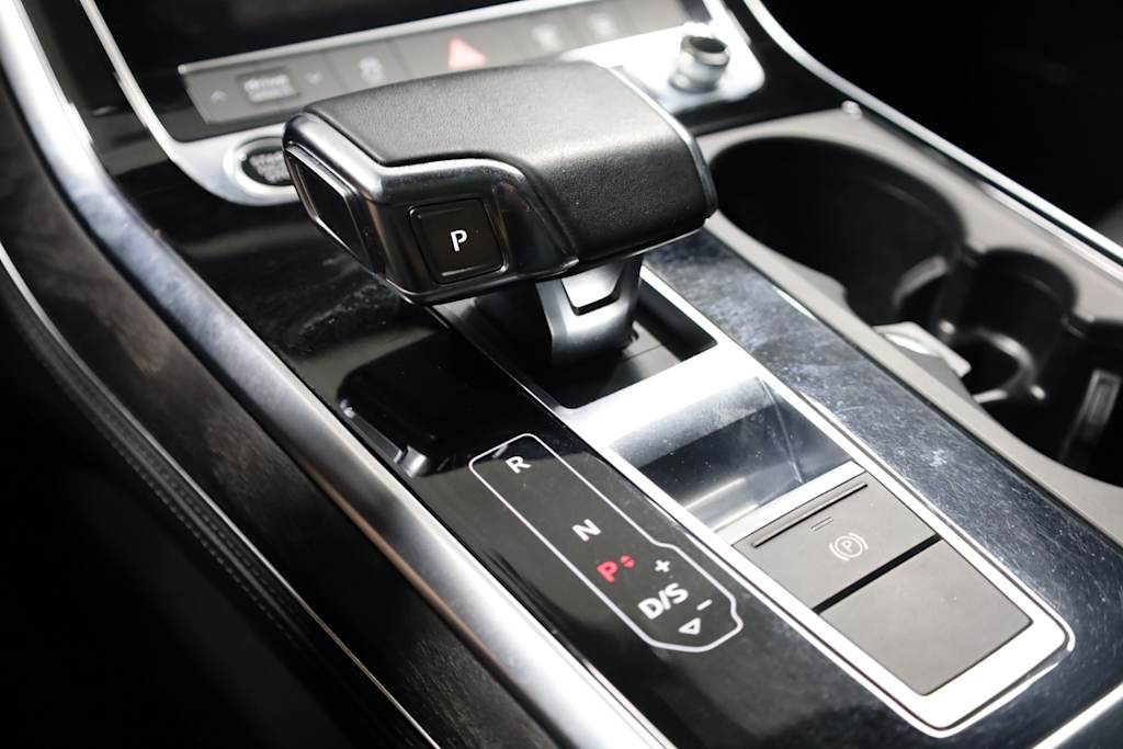 Thumbnail: 2021 Audi Q7 - 15