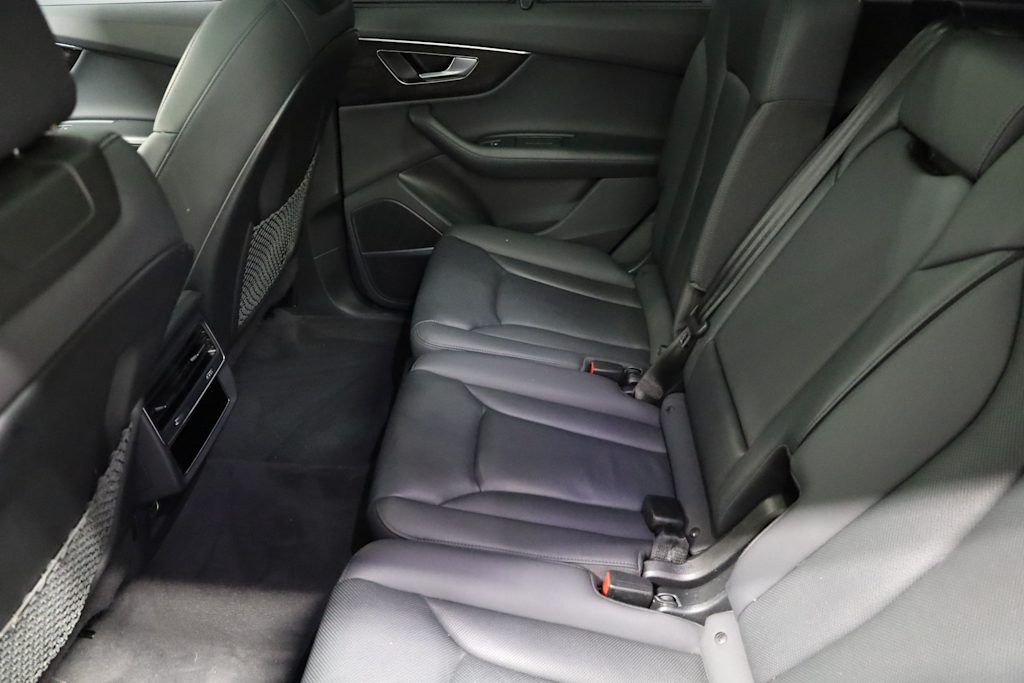 Thumbnail: 2021 Audi Q7 - 11