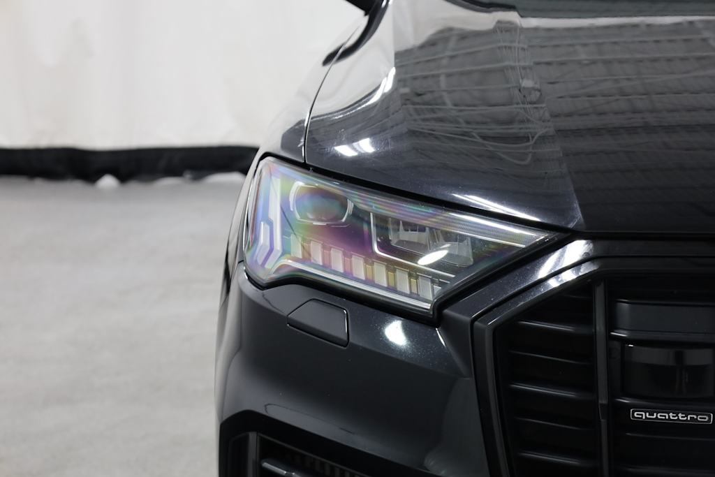 Thumbnail: 2021 Audi Q7 - 25