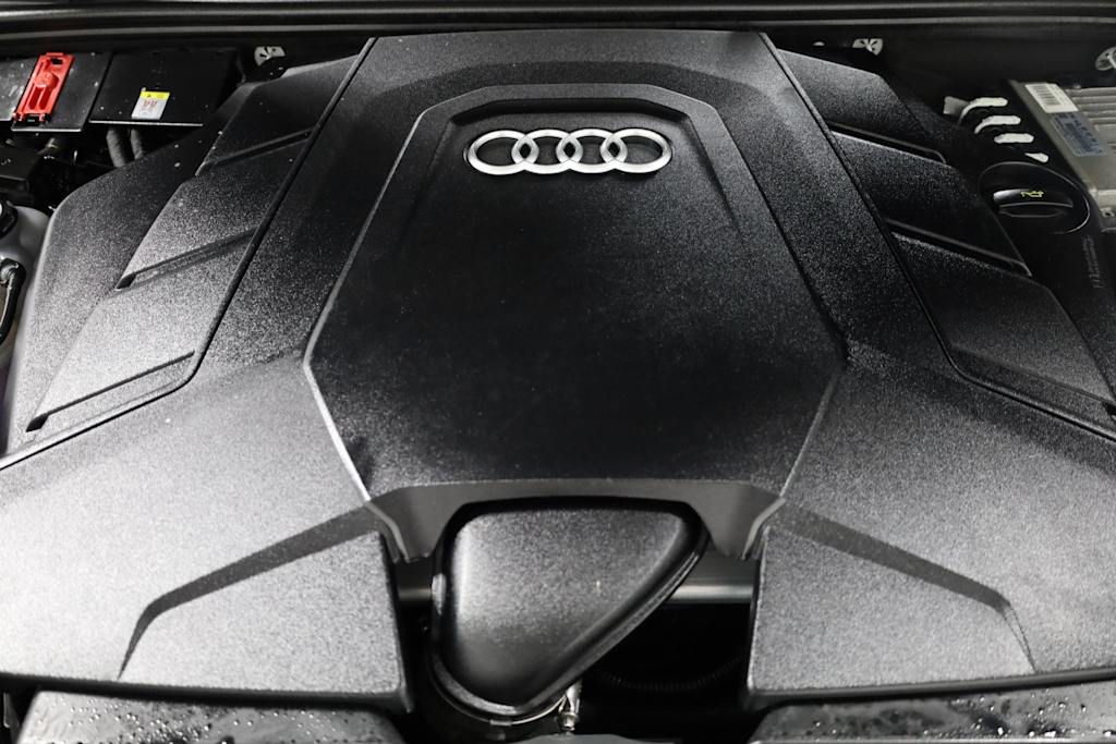 Thumbnail: 2021 Audi Q7 - 17