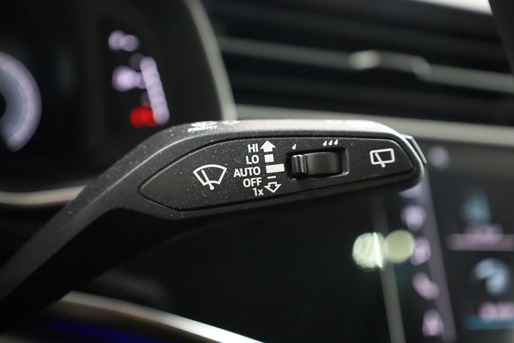 Thumbnail: 2023 Audi Q7 - 33