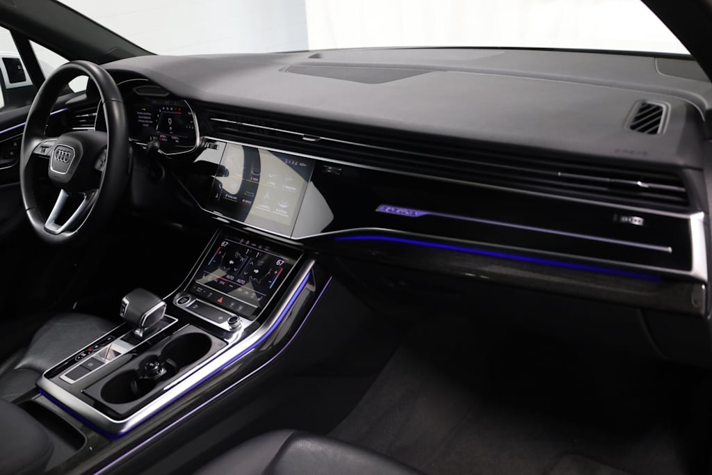 Thumbnail: 2022 Audi Q7 - 10