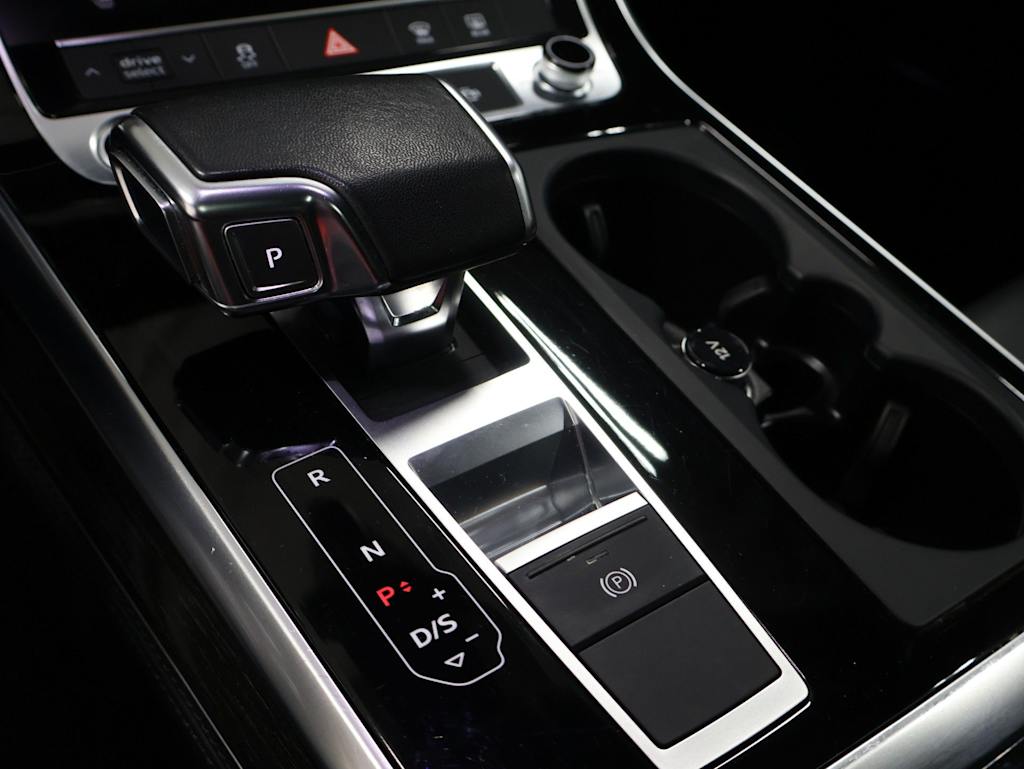 Thumbnail: 2023 Audi Q7 - 17
