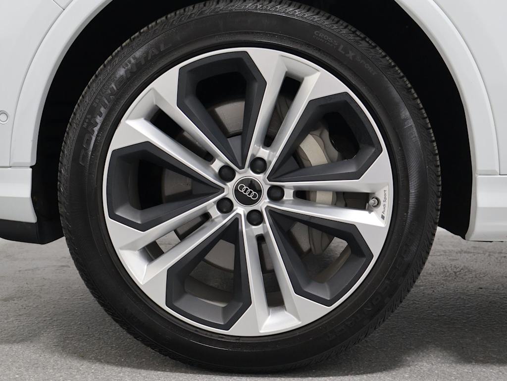 Thumbnail: 2023 Audi Q7 - 40