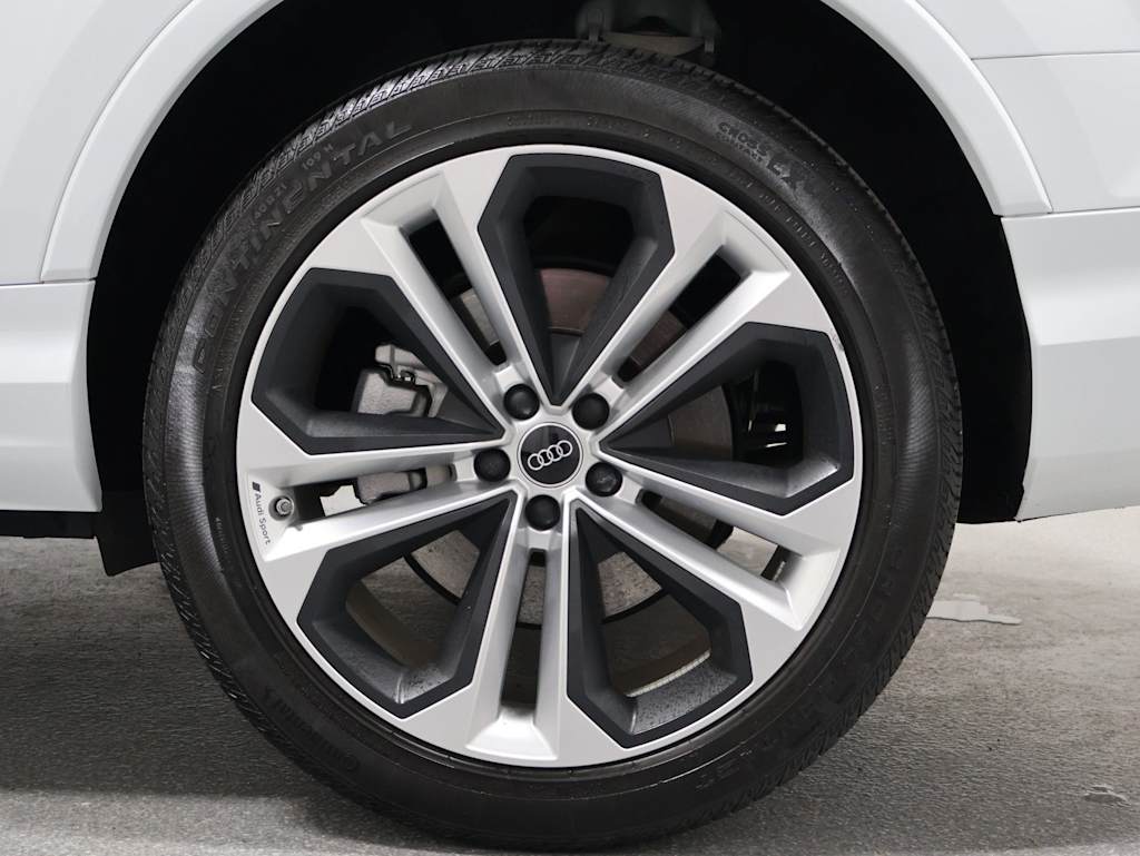 Thumbnail: 2023 Audi Q7 - 41