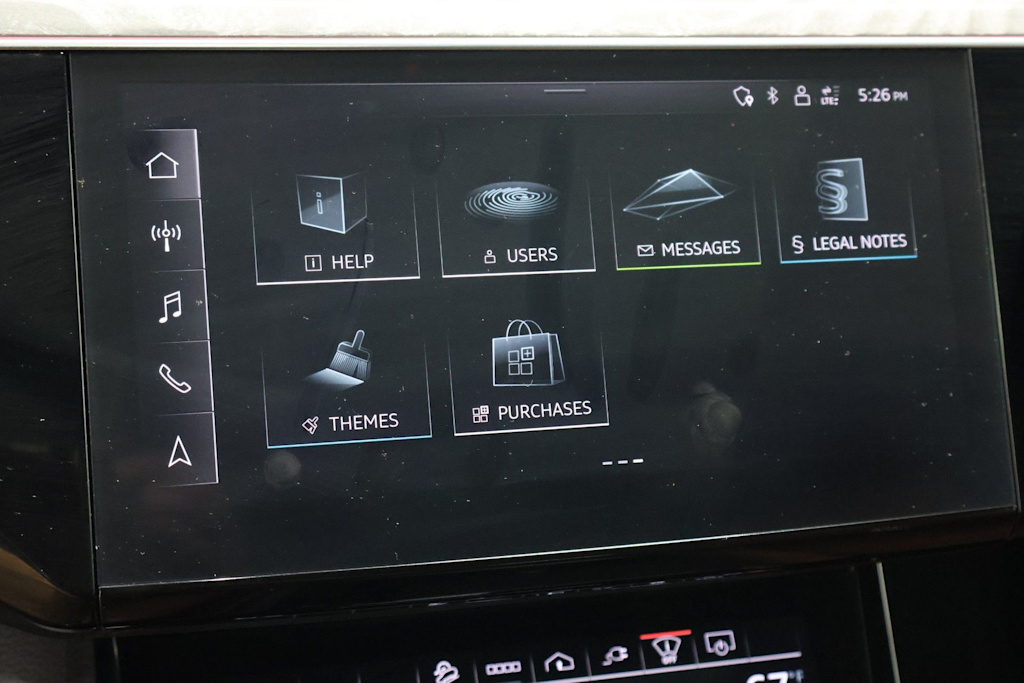 Thumbnail: 2023 Audi e-tron - 14