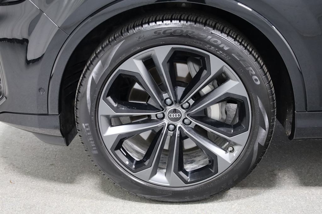 Thumbnail: 2025 Audi Q7 - 49