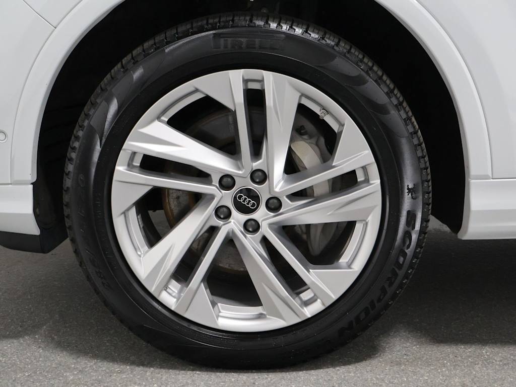Thumbnail: 2023 Audi Q7 - 42