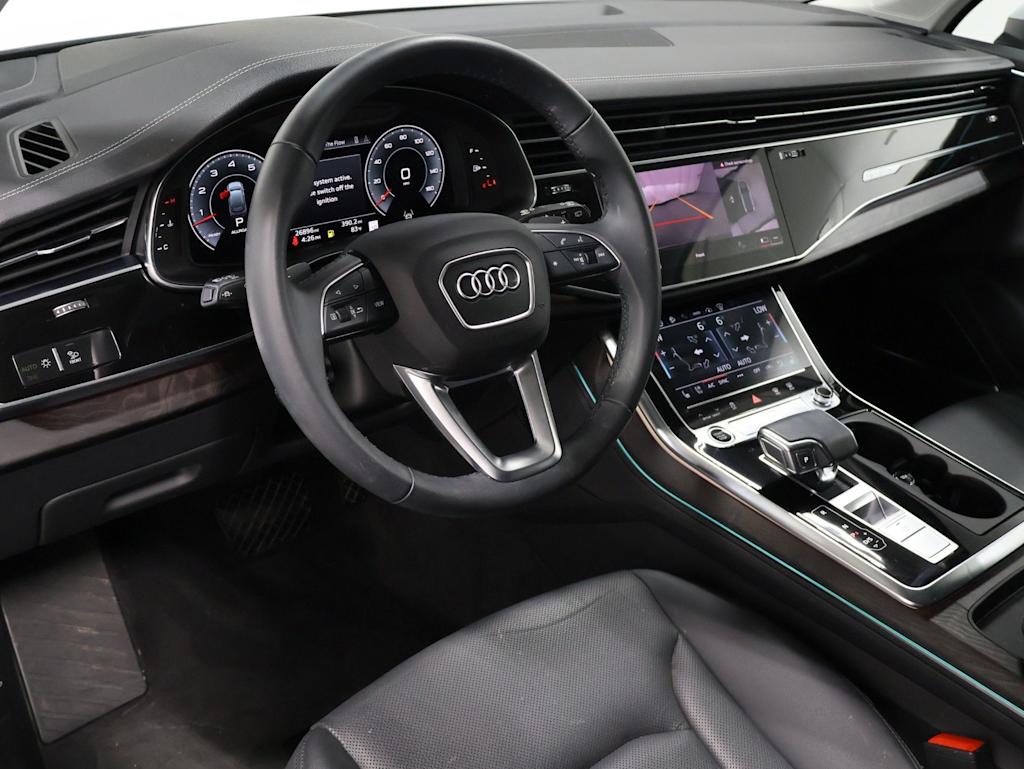 Thumbnail: 2023 Audi Q7 - 2