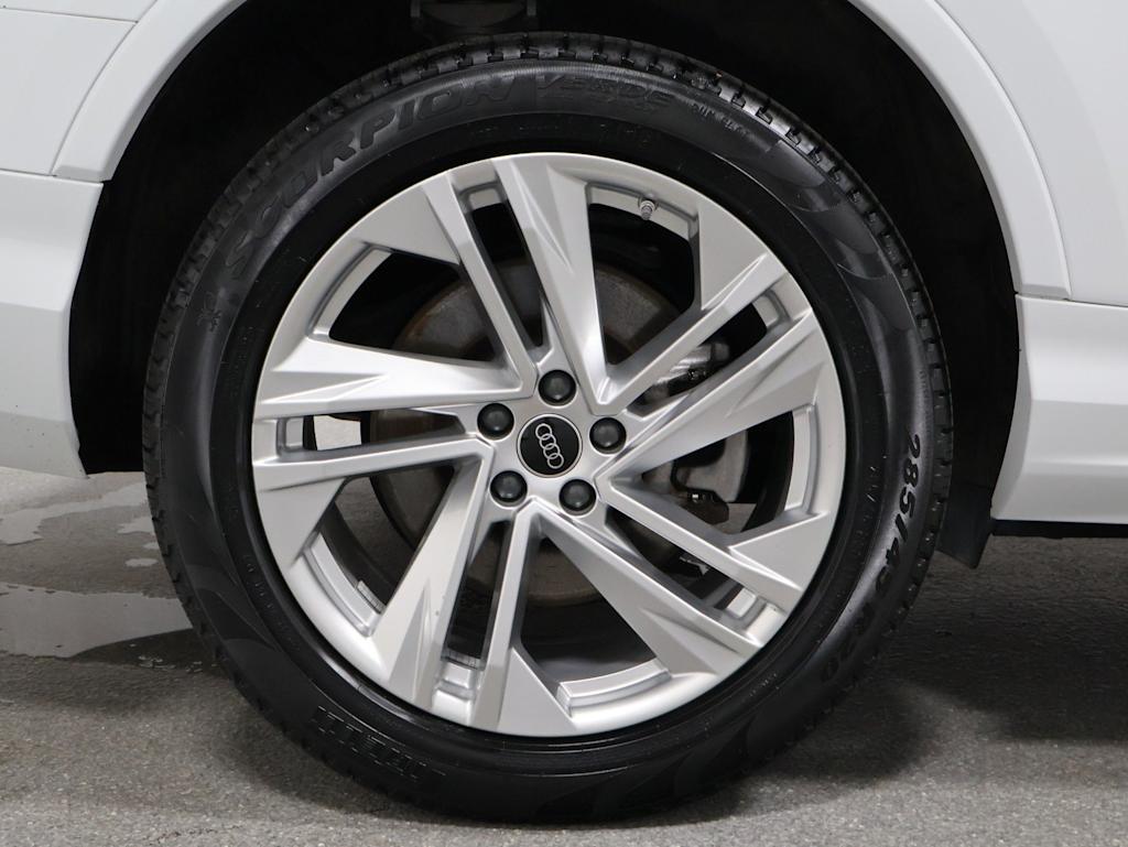 Thumbnail: 2023 Audi Q7 - 40