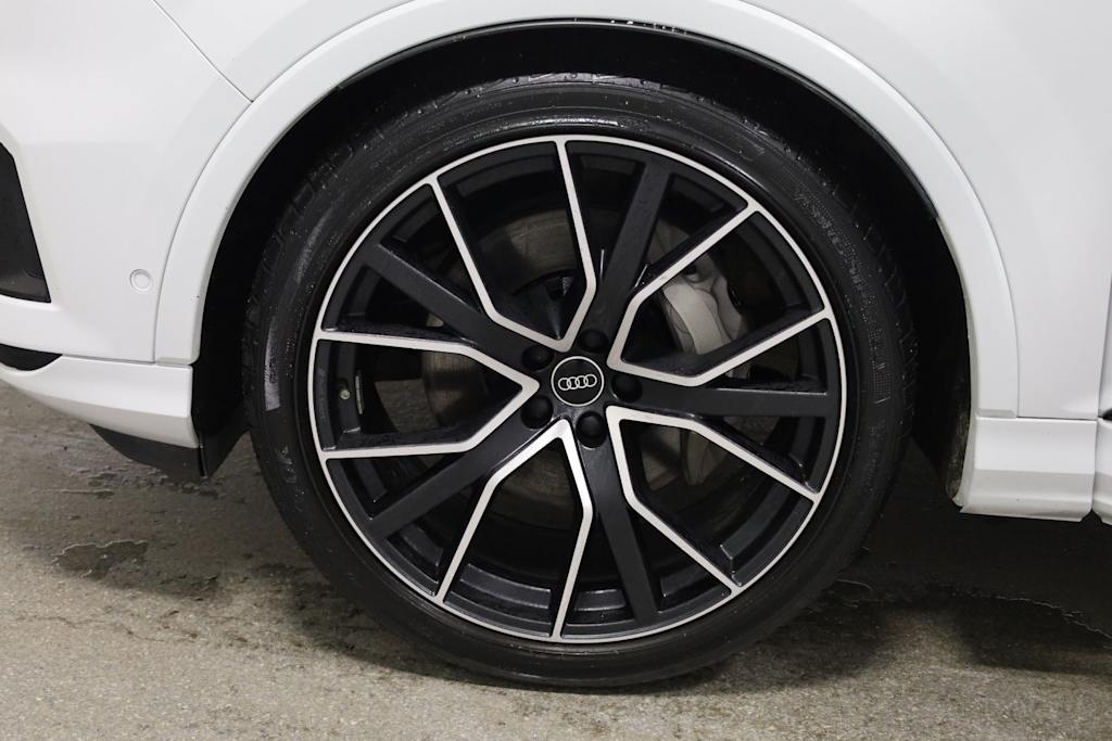 Thumbnail: 2021 Audi Q7 - 42