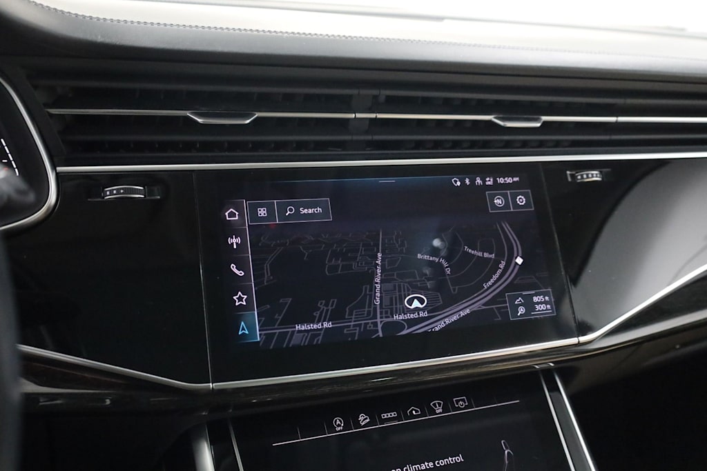 Thumbnail: 2021 Audi Q7 - 36