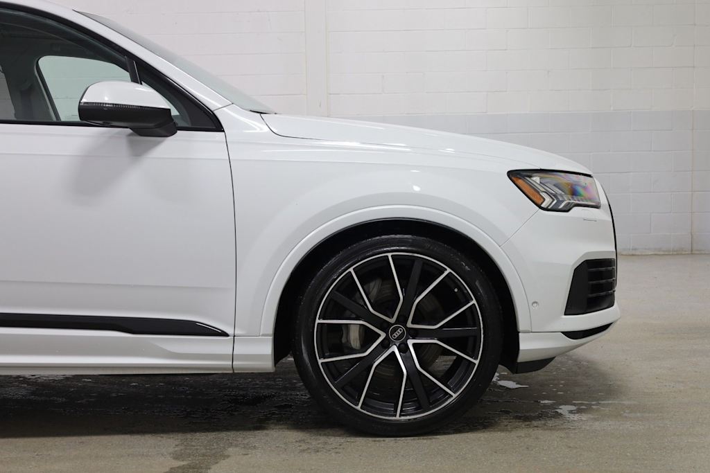 Thumbnail: 2021 Audi Q7 - 7