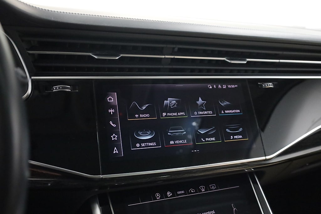 Thumbnail: 2021 Audi Q7 - 16