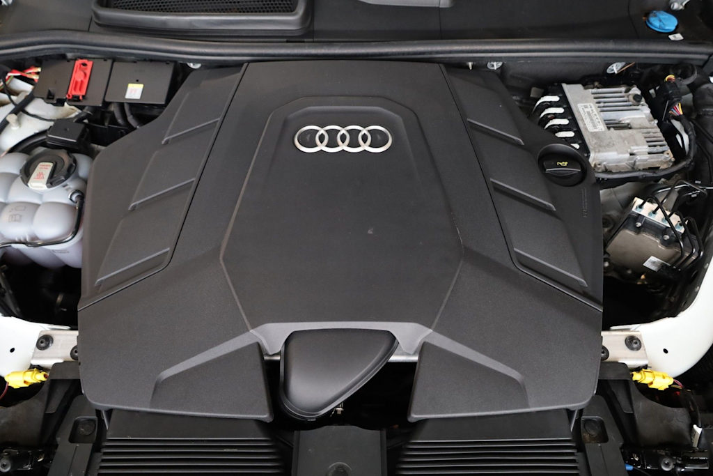 Thumbnail: 2021 Audi Q7 - 9