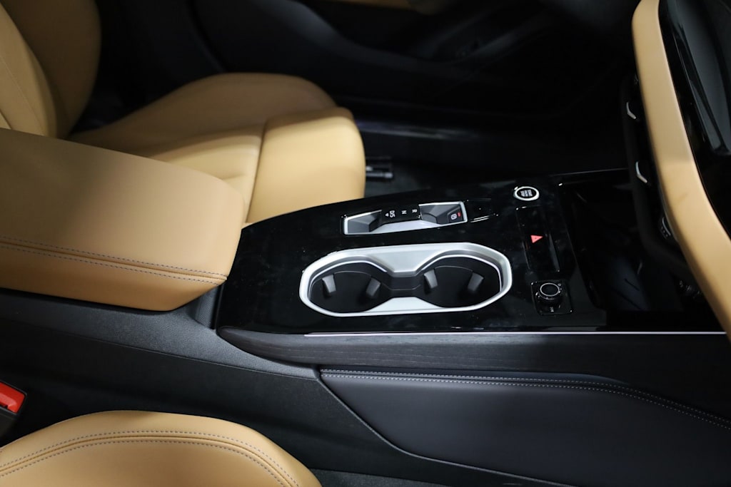 Thumbnail: 2026 Audi A6 - 17