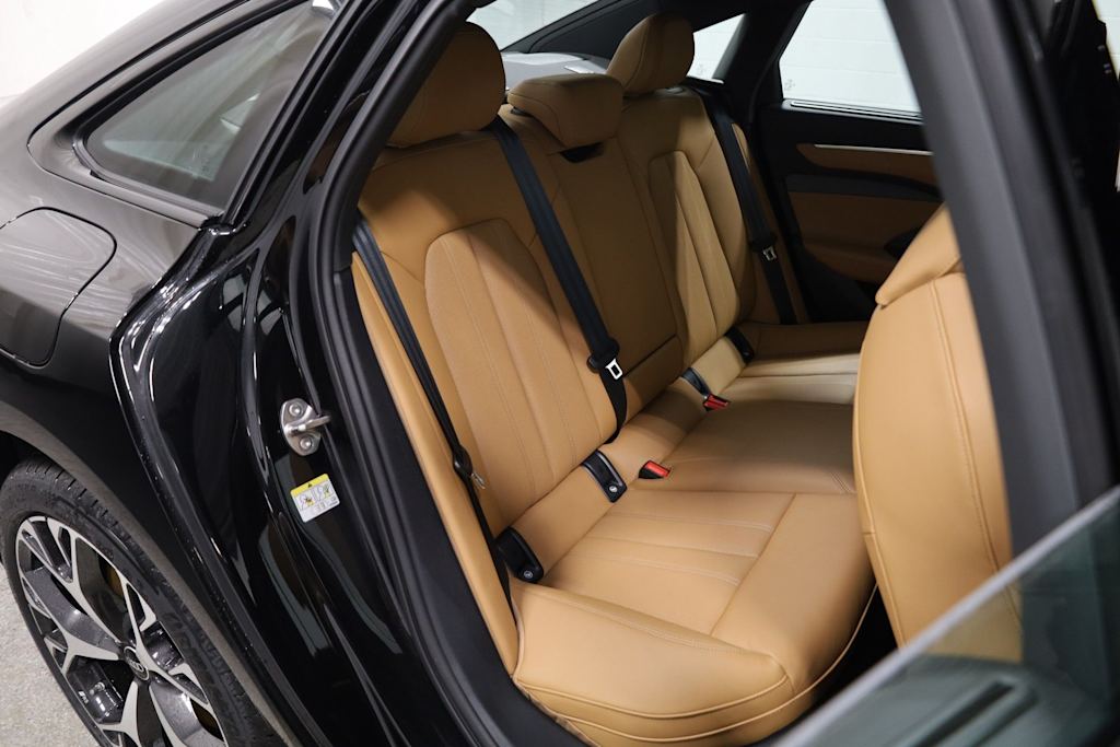 Thumbnail: 2026 Audi A6 - 39