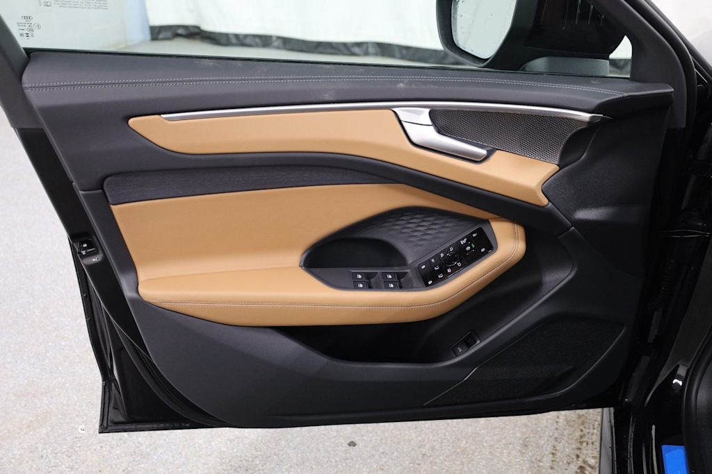 Thumbnail: 2026 Audi A6 - 27