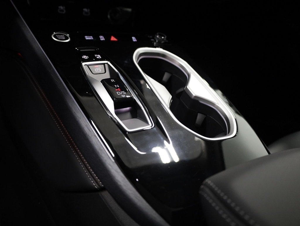 Thumbnail: 2026 Audi A6 - 17