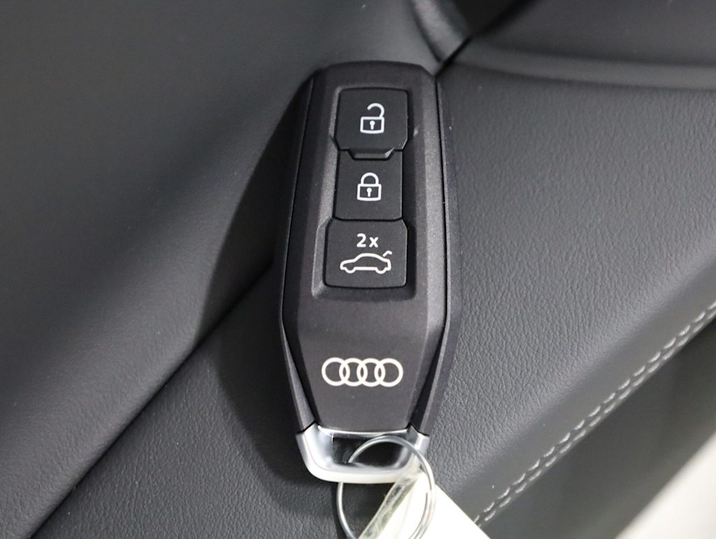 Thumbnail: 2026 Audi A6 - 20