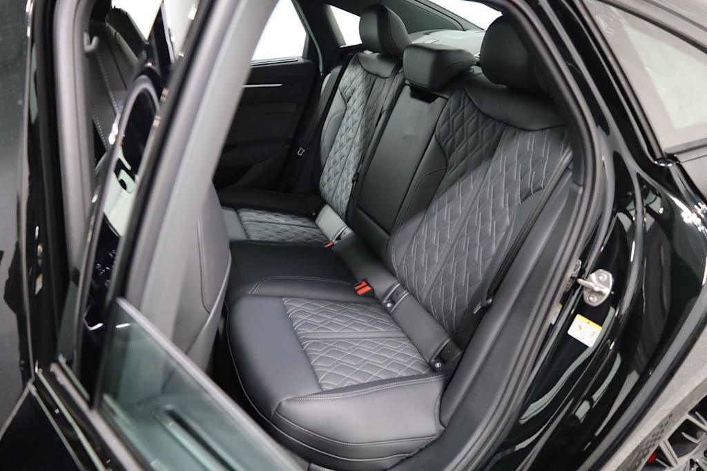 Thumbnail: 2026 Audi A6 - 38