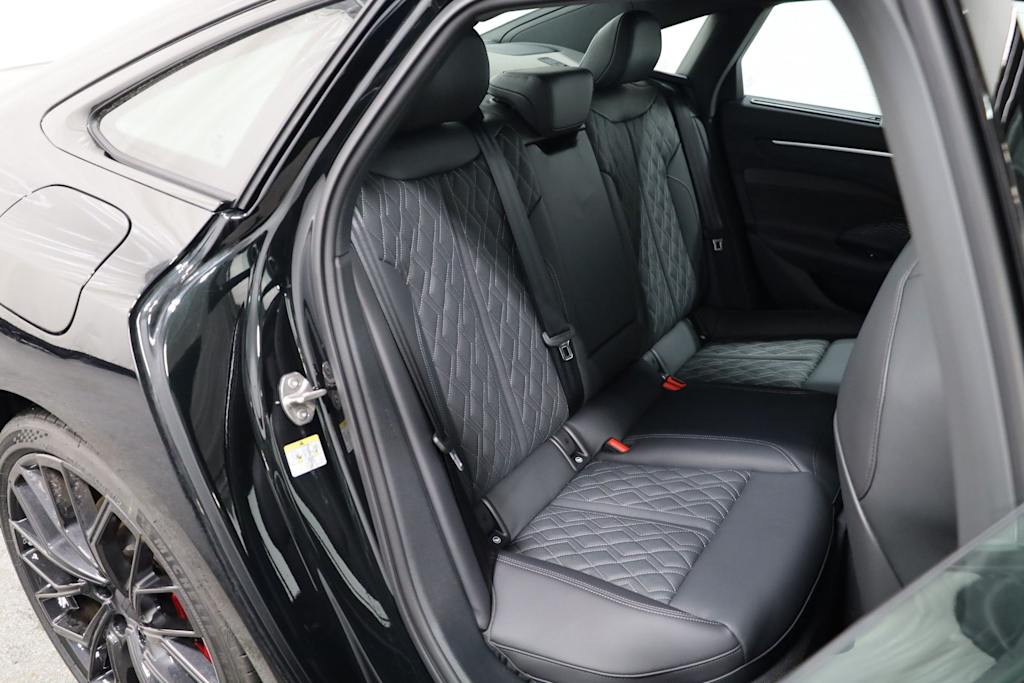 Thumbnail: 2026 Audi A6 - 39