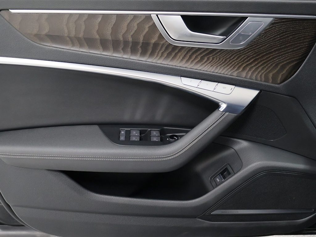 Thumbnail: 2021 Audi A6 - 27