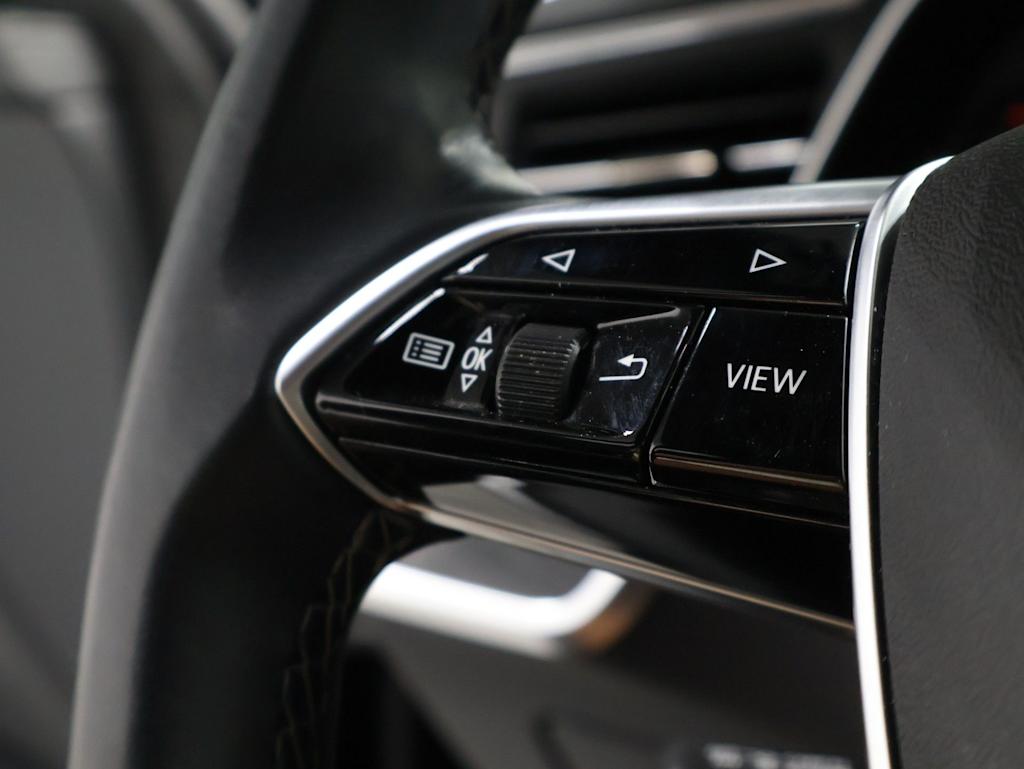 Thumbnail: 2021 Audi A6 - 30