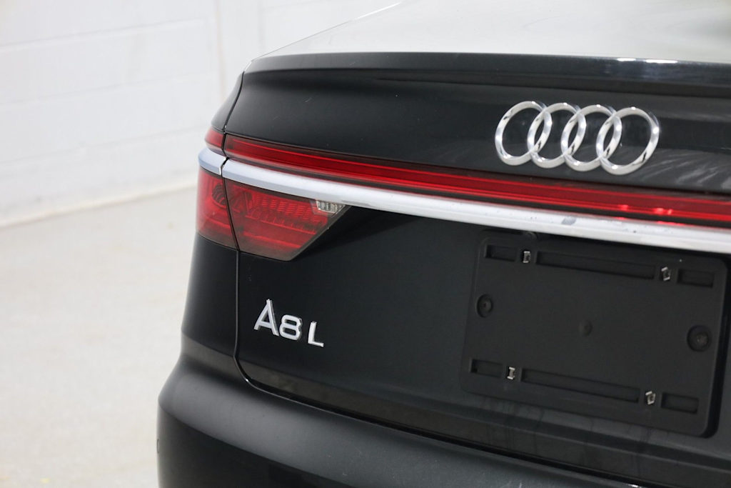 Thumbnail: 2019 Audi A8 - 22