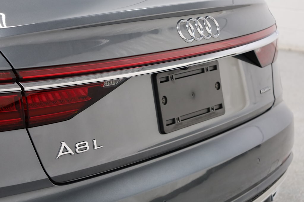Thumbnail: 2021 Audi A8 - 7