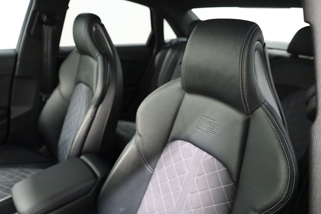 Thumbnail: 2023 Audi S4 - 13