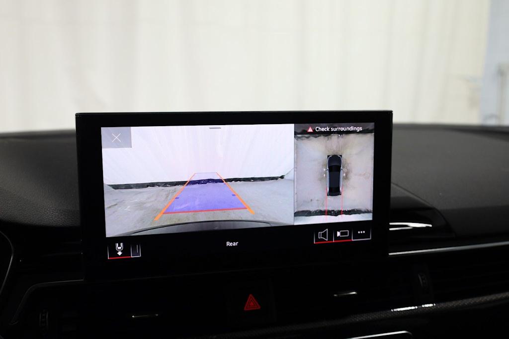 Thumbnail: 2023 Audi S4 - 35