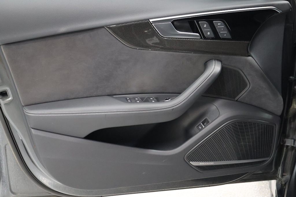 Thumbnail: 2023 Audi S4 - 27