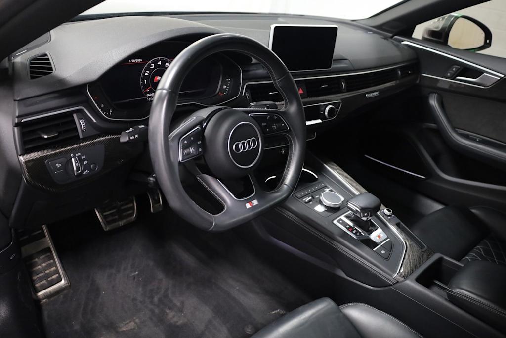 Thumbnail: 2019 Audi S5 - 2