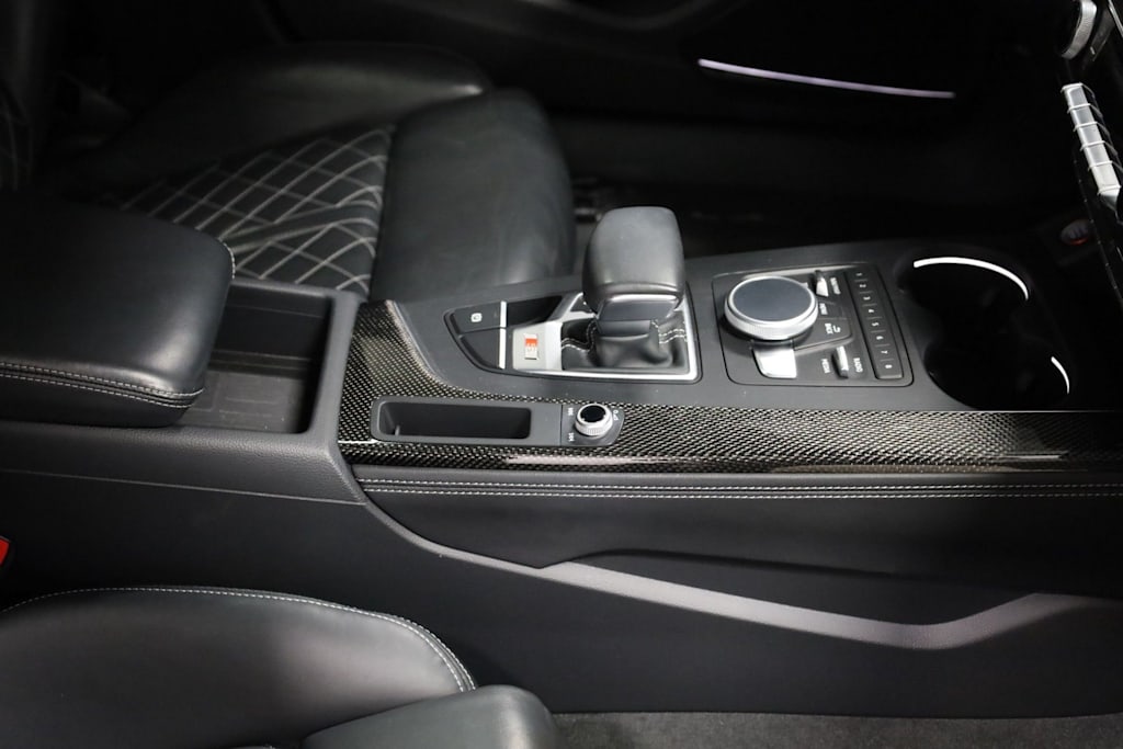 Thumbnail: 2019 Audi S5 - 17