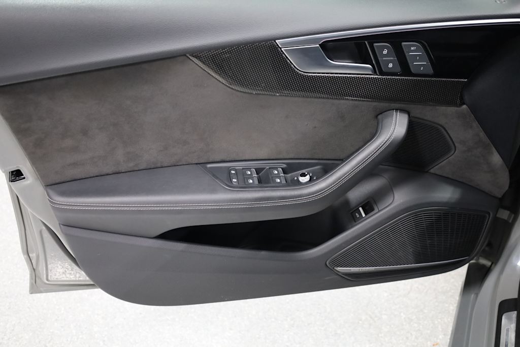 2021 Audi S5 Prestige 26