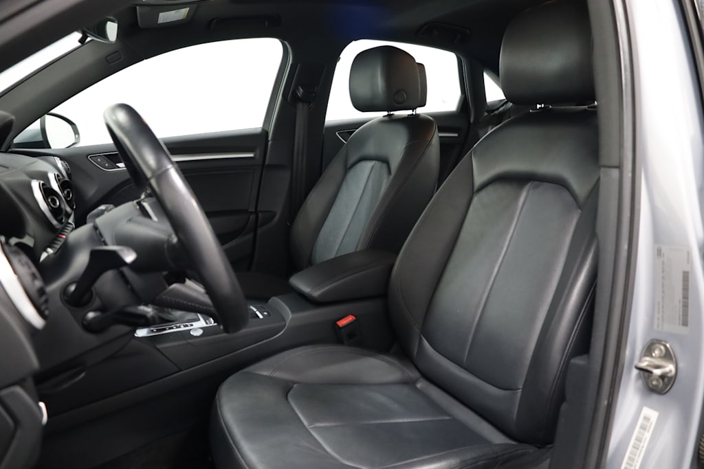 Thumbnail: 2017 Audi A3 - 10