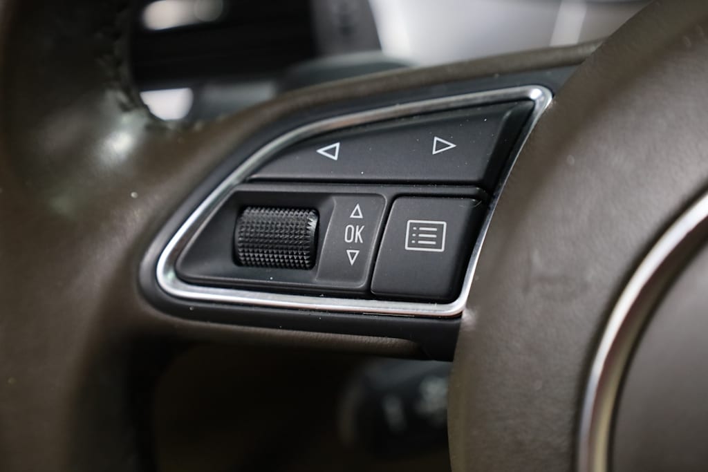Thumbnail: 2012 Audi A6 - 32