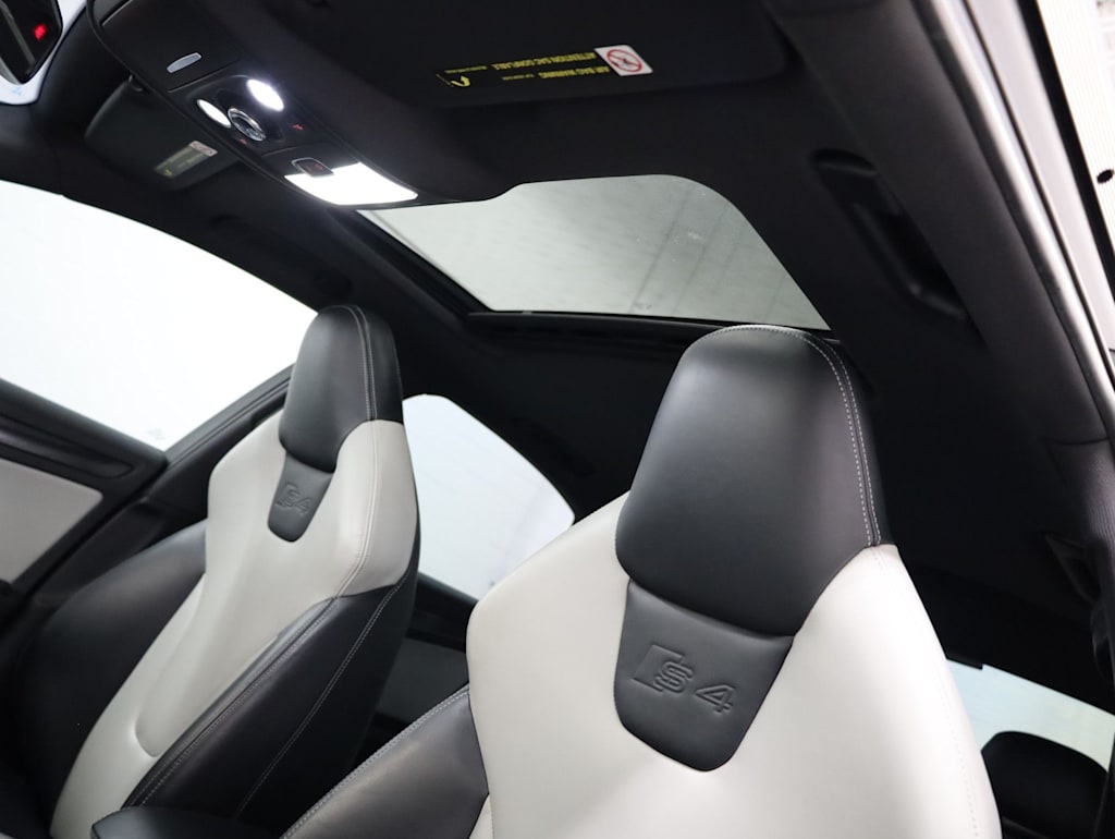 Thumbnail: 2015 Audi S4 - 29
