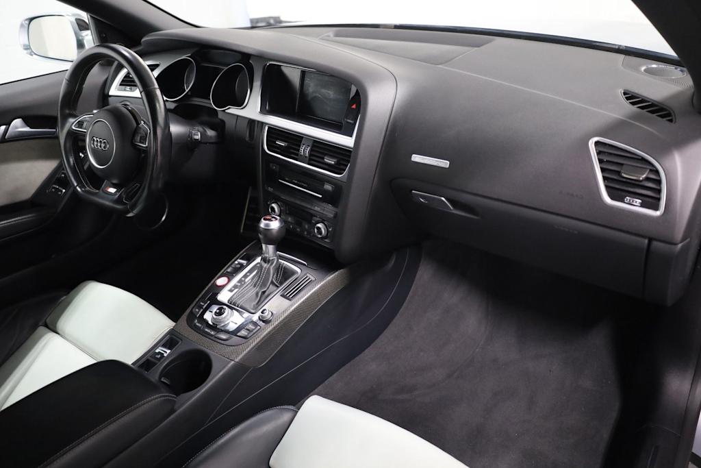 Thumbnail: 2017 Audi S5 - 9