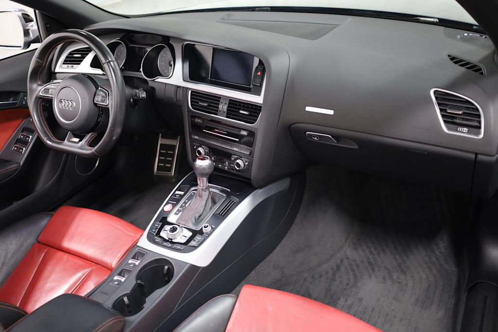 Thumbnail: 2016 Audi S5 - 9