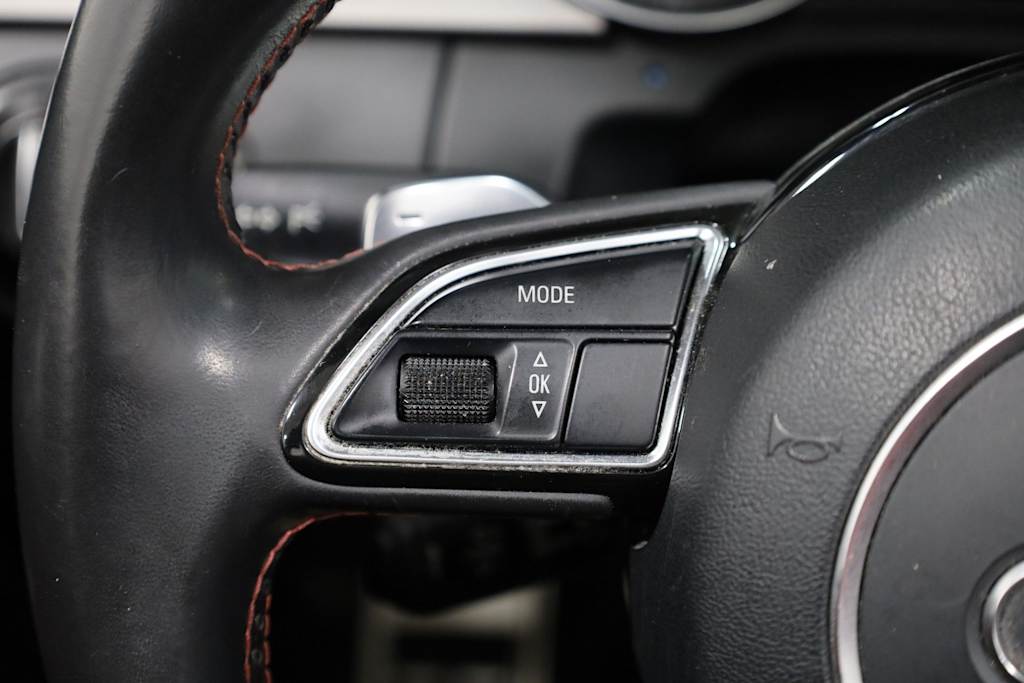 Thumbnail: 2013 Audi S5 - 29