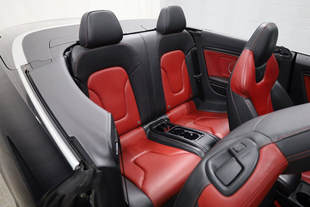 Thumbnail: 2013 Audi S5 - 36